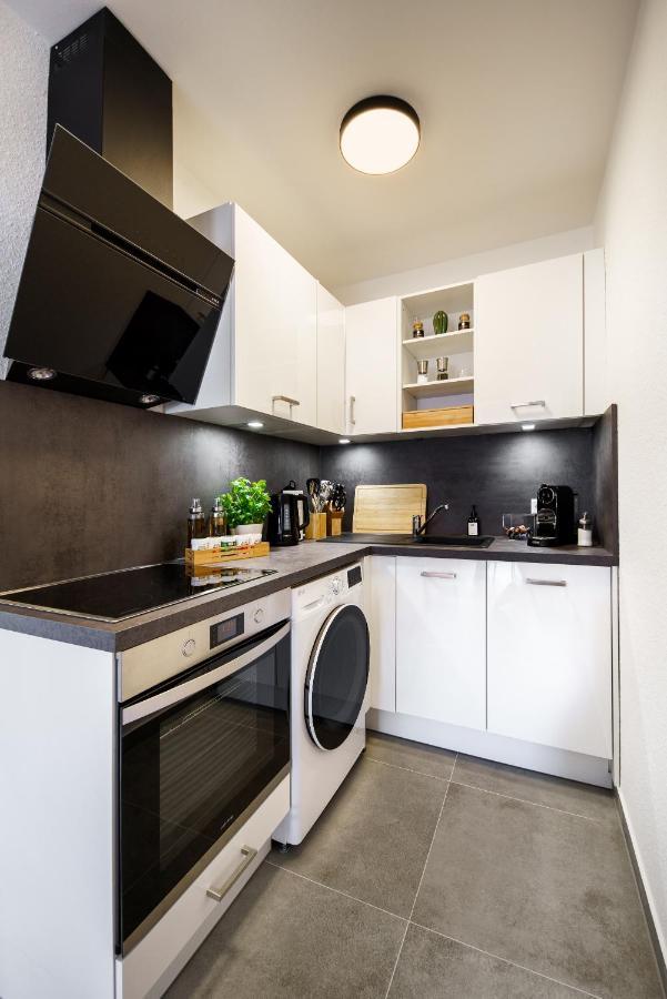 Staytona - Parkpl. - Balkon - Wlan - Netflix - Wfh Таунусштайн Экстерьер фото